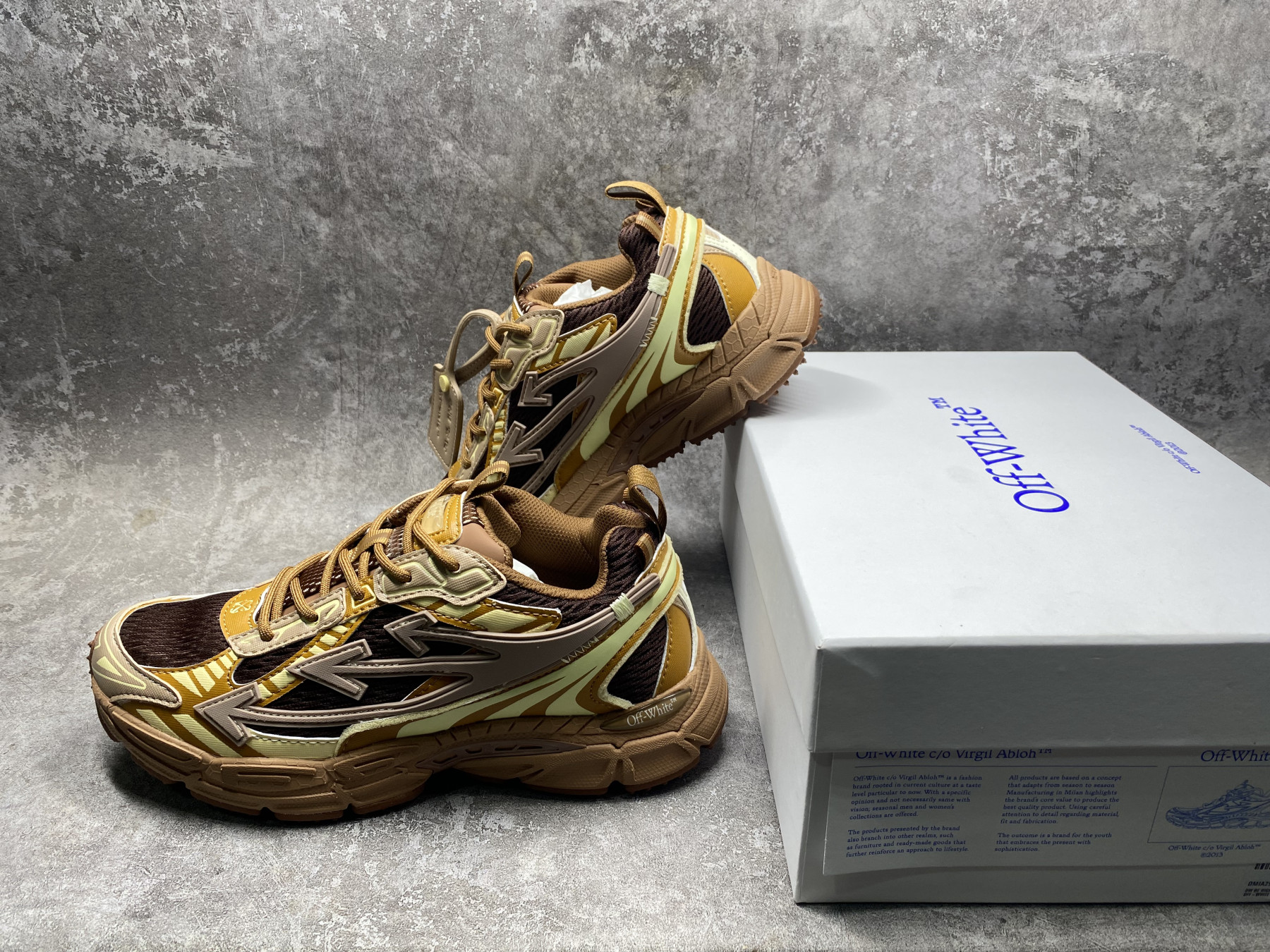 UA Off-White "BE RIGHT BACK"