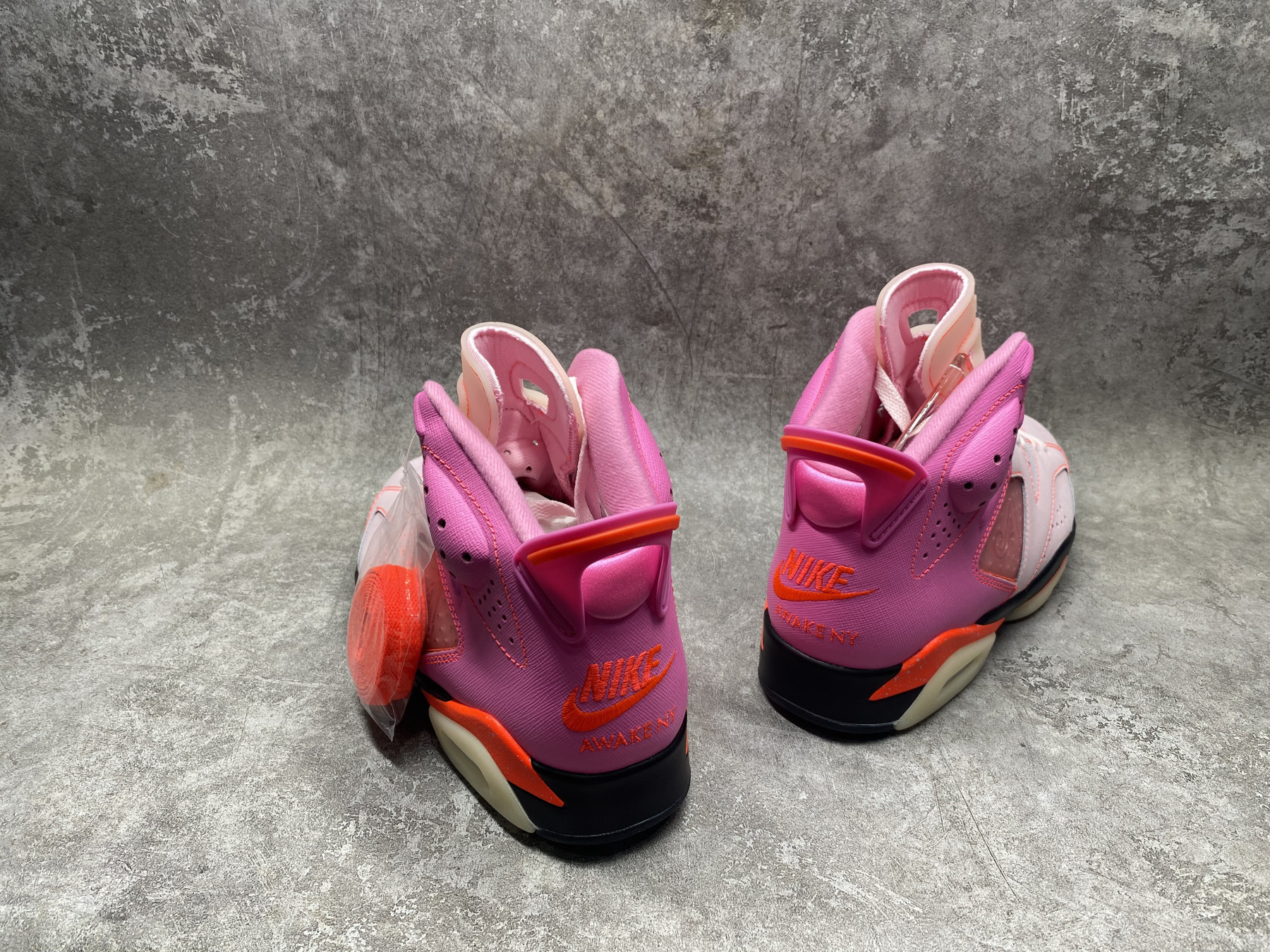 UA AIR Jordan 6 Retro