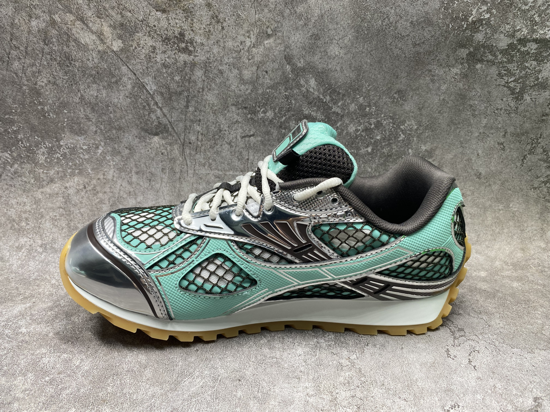 UA B0tt*ga Ven*ta Orbit Sneaker