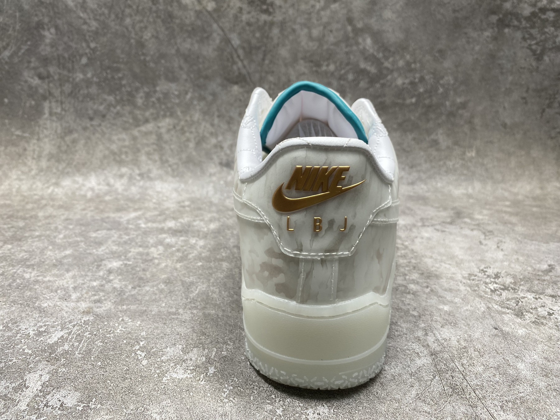 UA Nike Air Force 1 Low PreM1vm