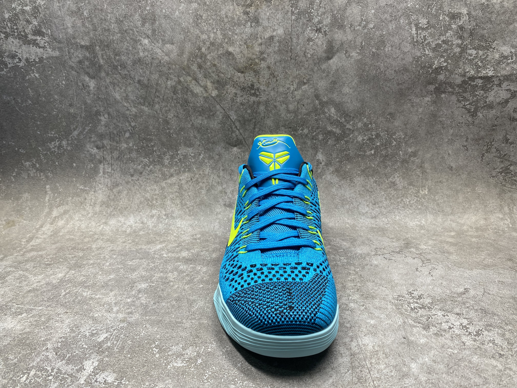 UA Nike Kobe 9 Elite Low Protro