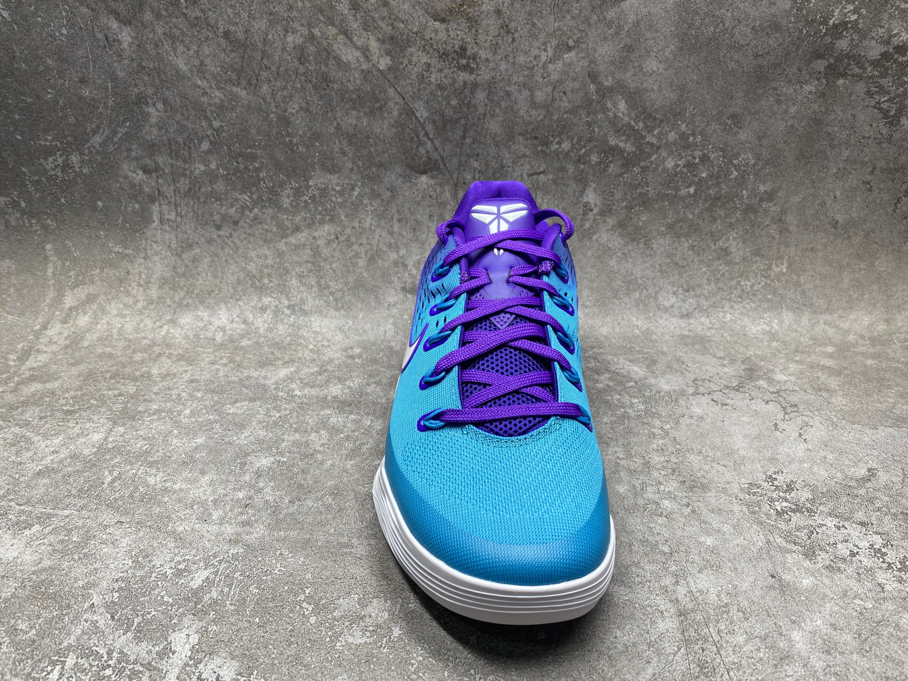 UA Nike Kobe 9 Elite Low EM Protro