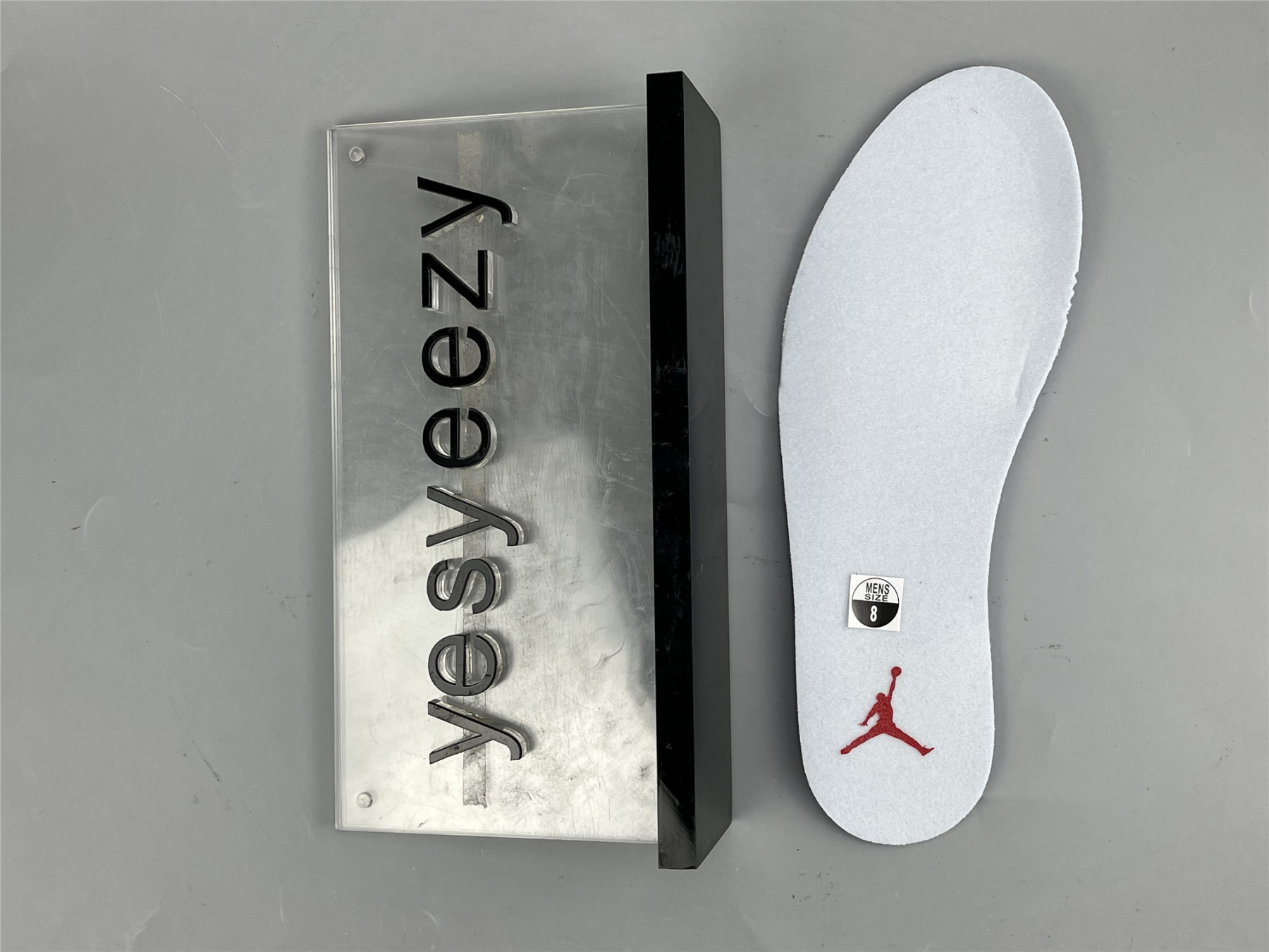 UA WMNS AIR JORDAN 4 RETRO 