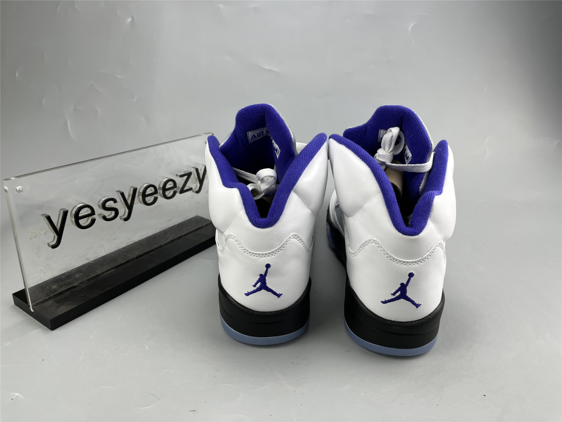 UA AIR JORDAN 5 RETRO â€œCONCORDâ€