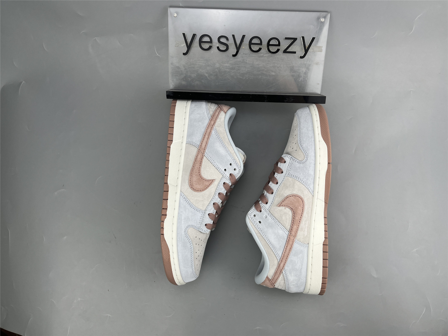 UA NIKE DUNK LOW RETRO PREMIUM 