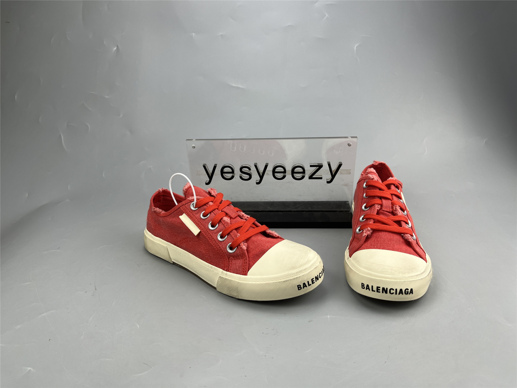 UA PARIS MID RED