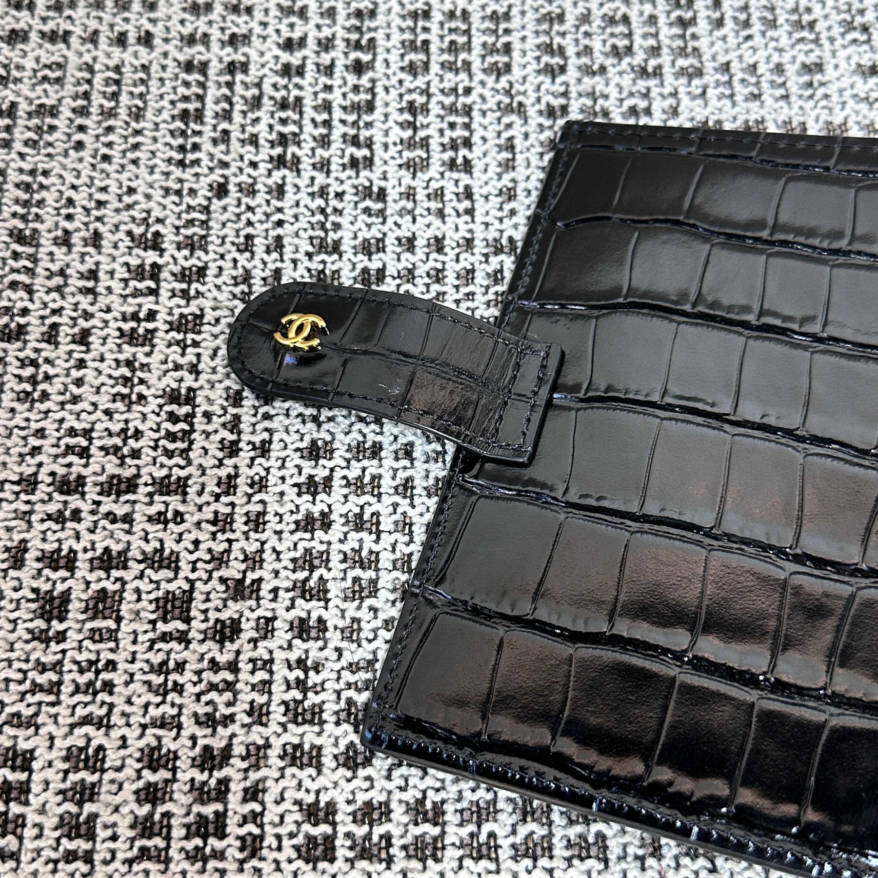 Ch**el Passport Holder AP5193 14.2x10.5x1.5cm