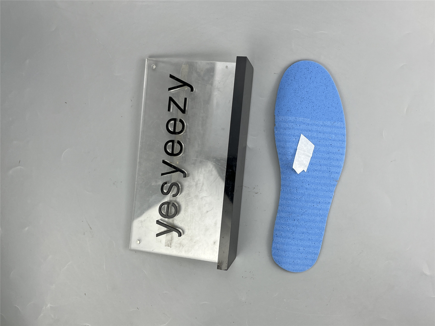 UA WMNS AIR JORDAN 3 RETRO 