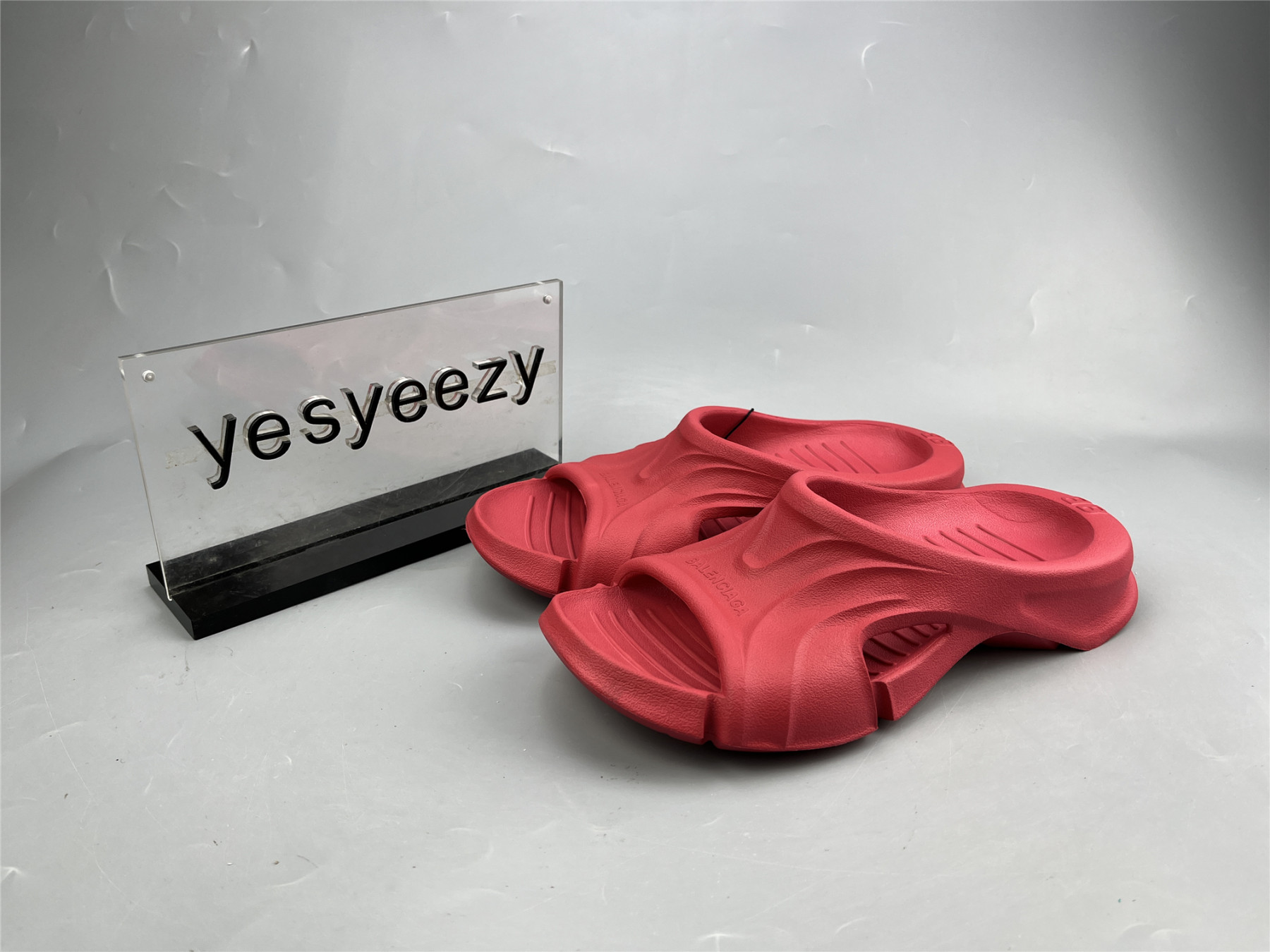 UA MOLD SLIDE RED