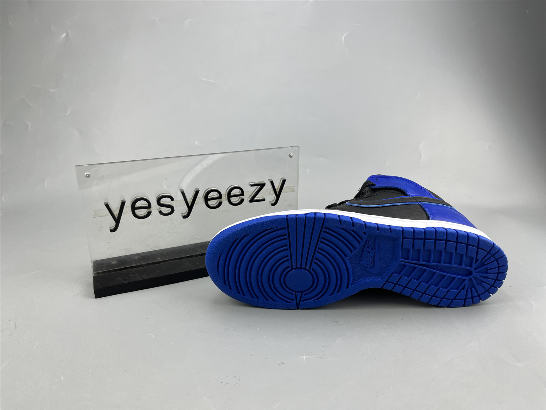 UA NIKE DUNK HIGH RETRO SE 