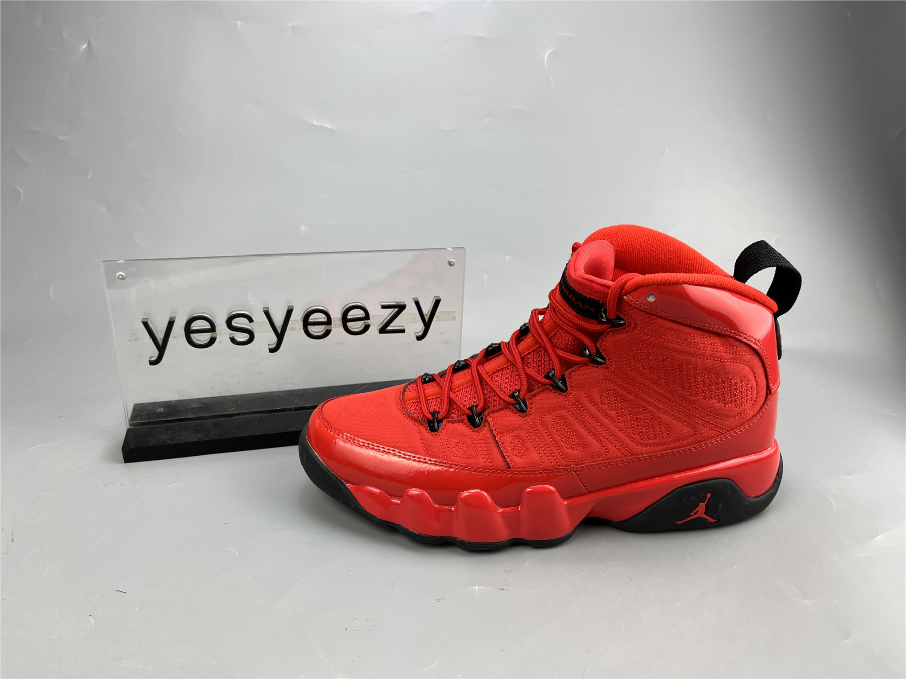 UA AIR JORDAN 9 RETRO 