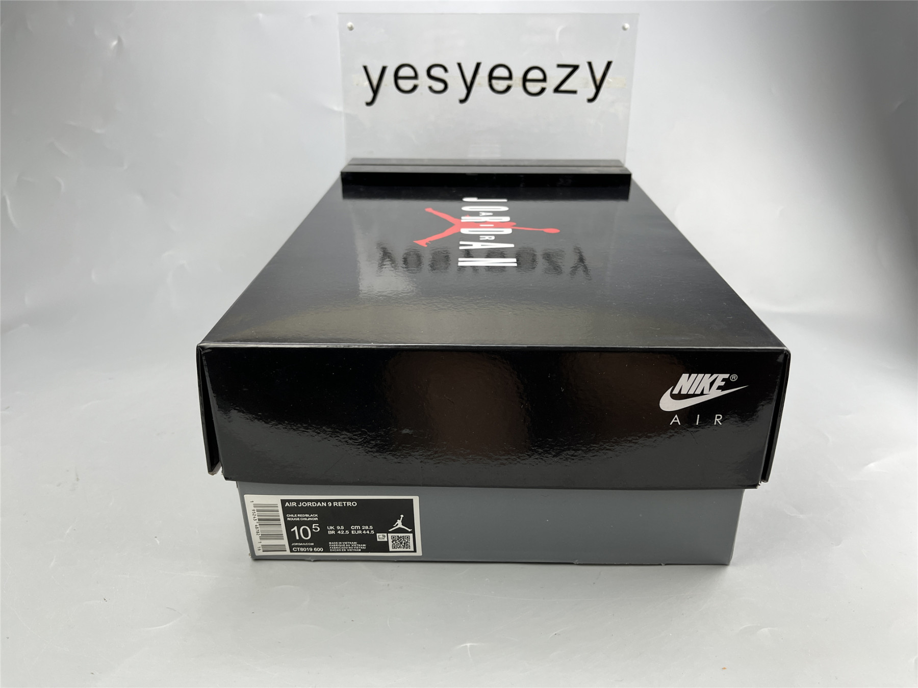 UA AIR JORDAN 9 RETRO 