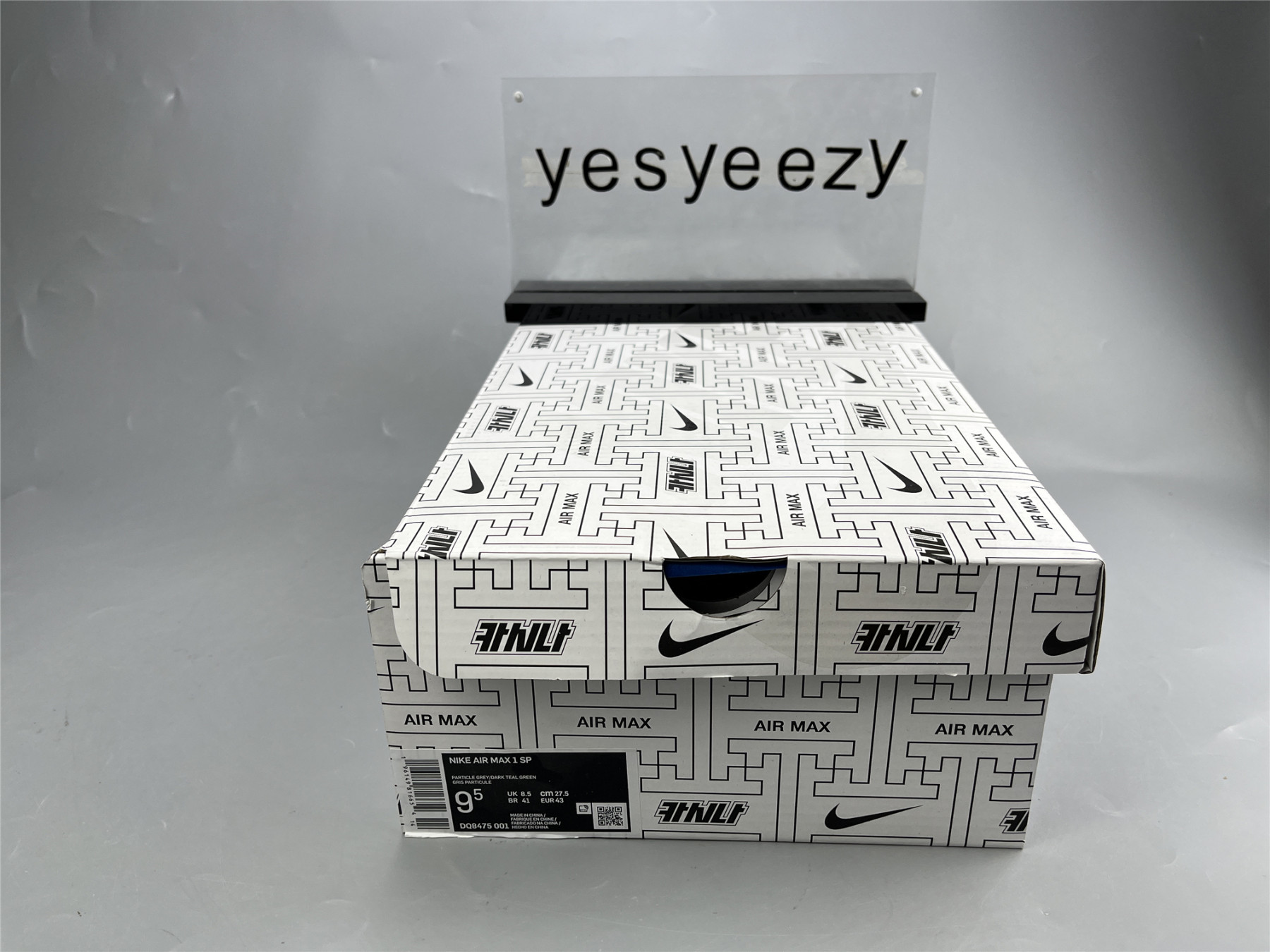 UA NIKE KASINA X AIR MAX 1 SP 