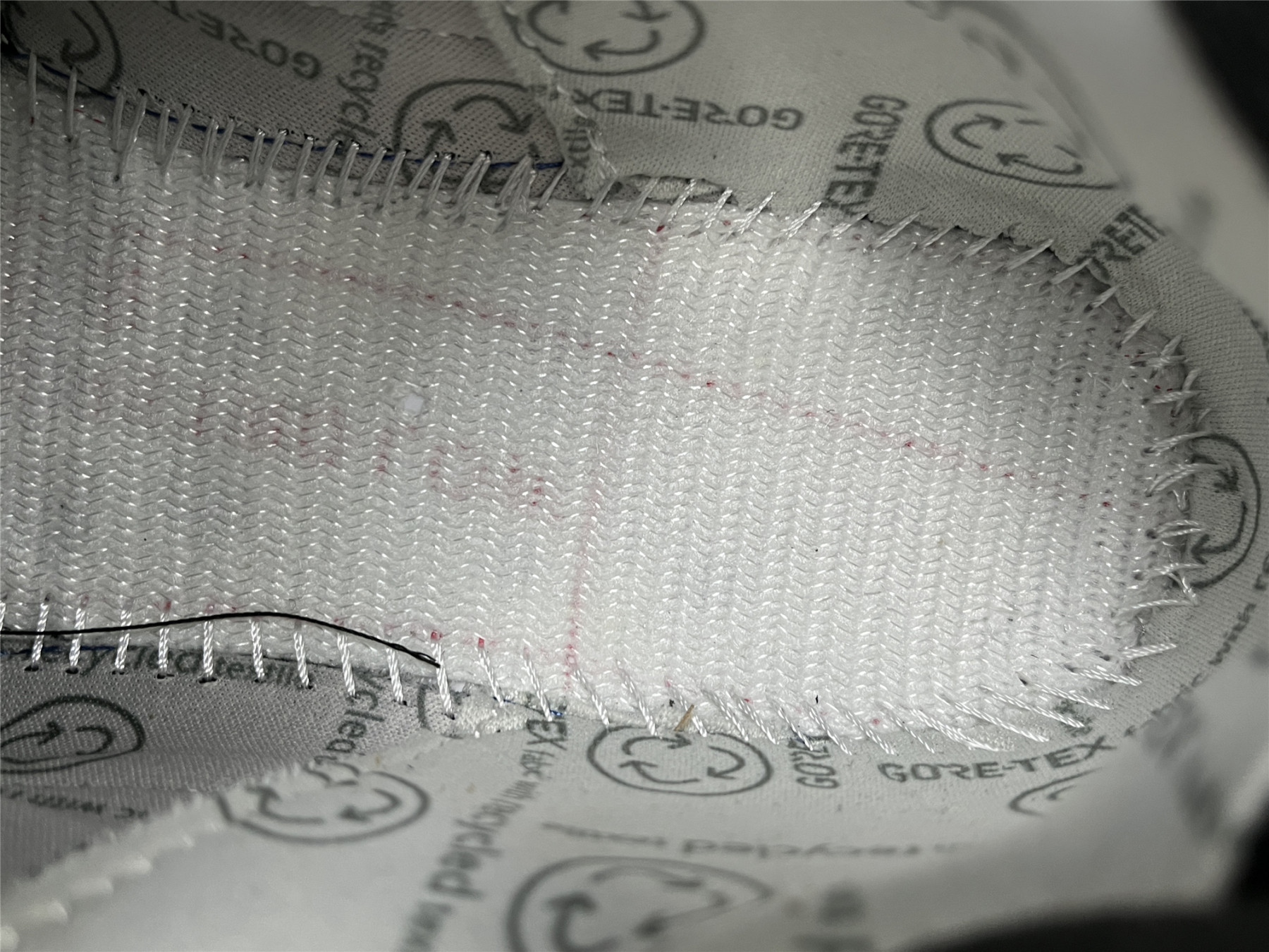 UA WMNS AIR JORDAN 5 GORE-TEX 