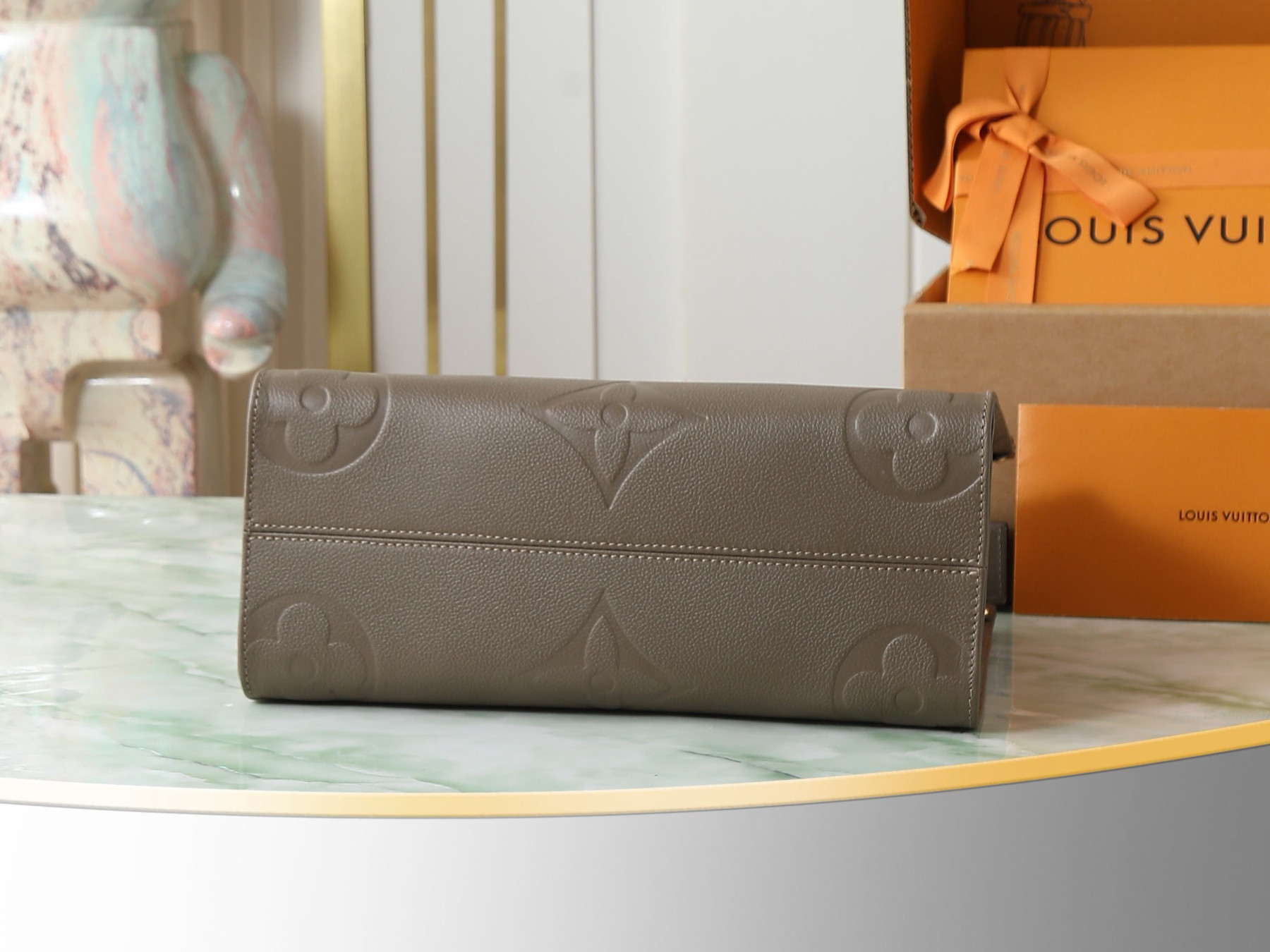 LV On the Go MM M25523 35x27x14cm