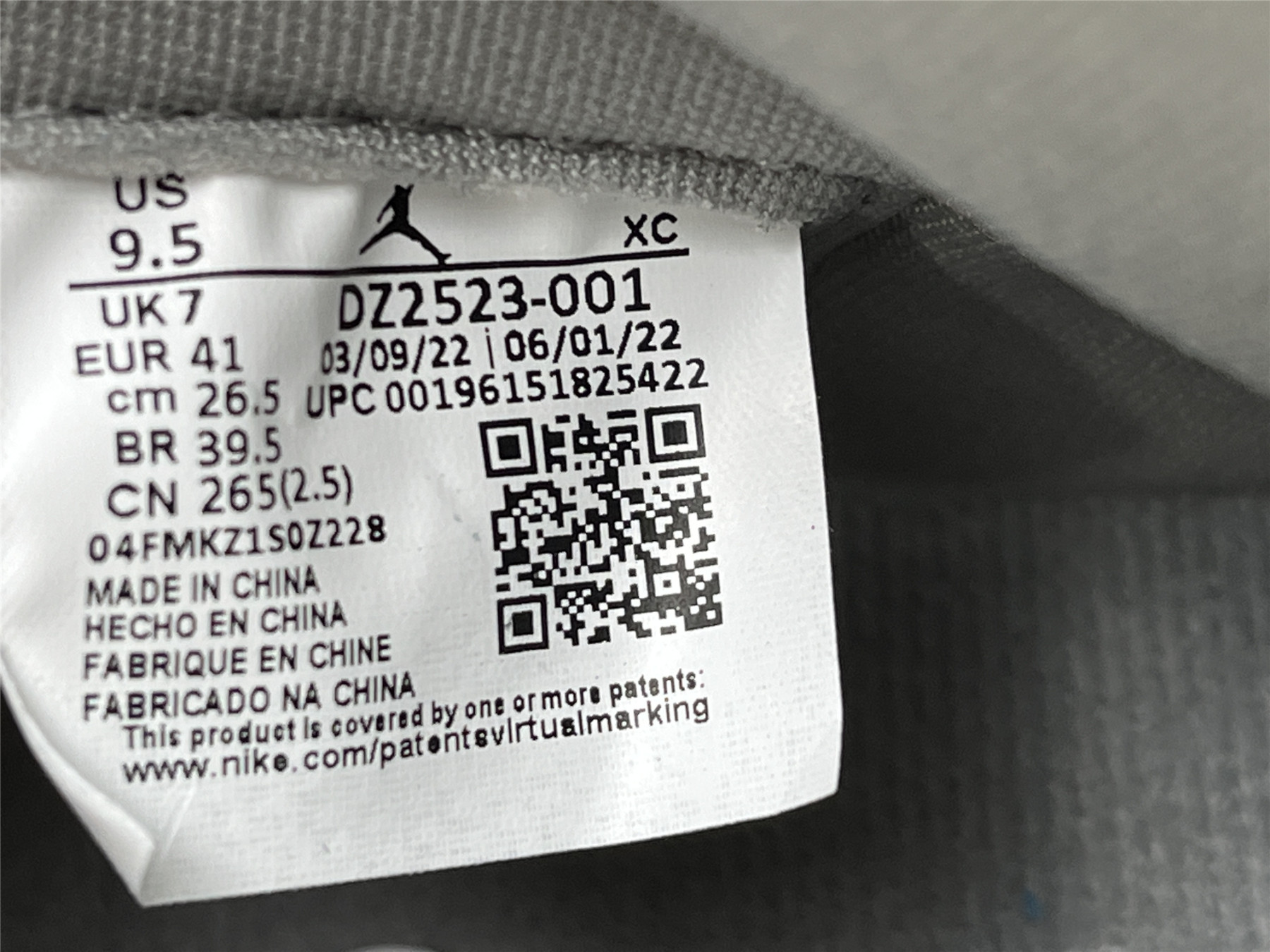 UA WMNS AIR JORDAN 1 RETRO HIGH OG 