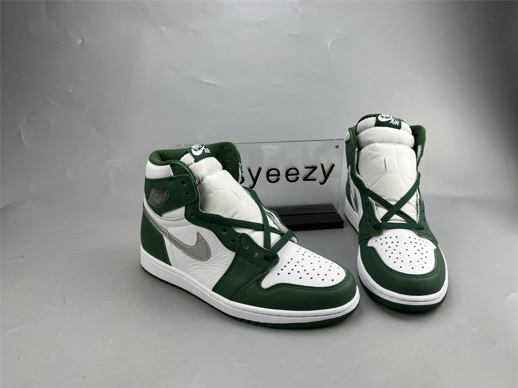 UA AIR JORDAN 1 RETRO HIGH OG 