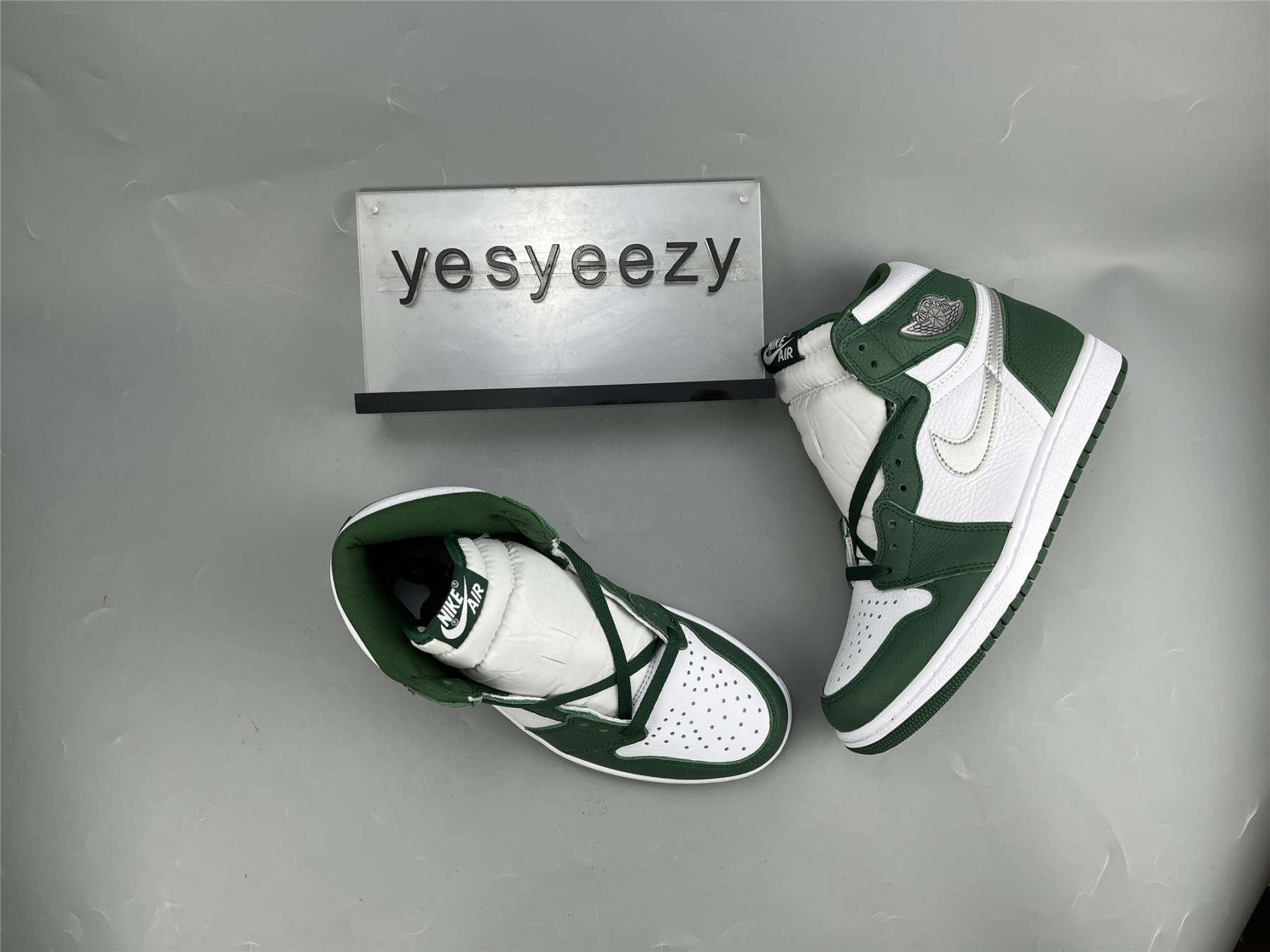 UA AIR JORDAN 1 RETRO HIGH OG 