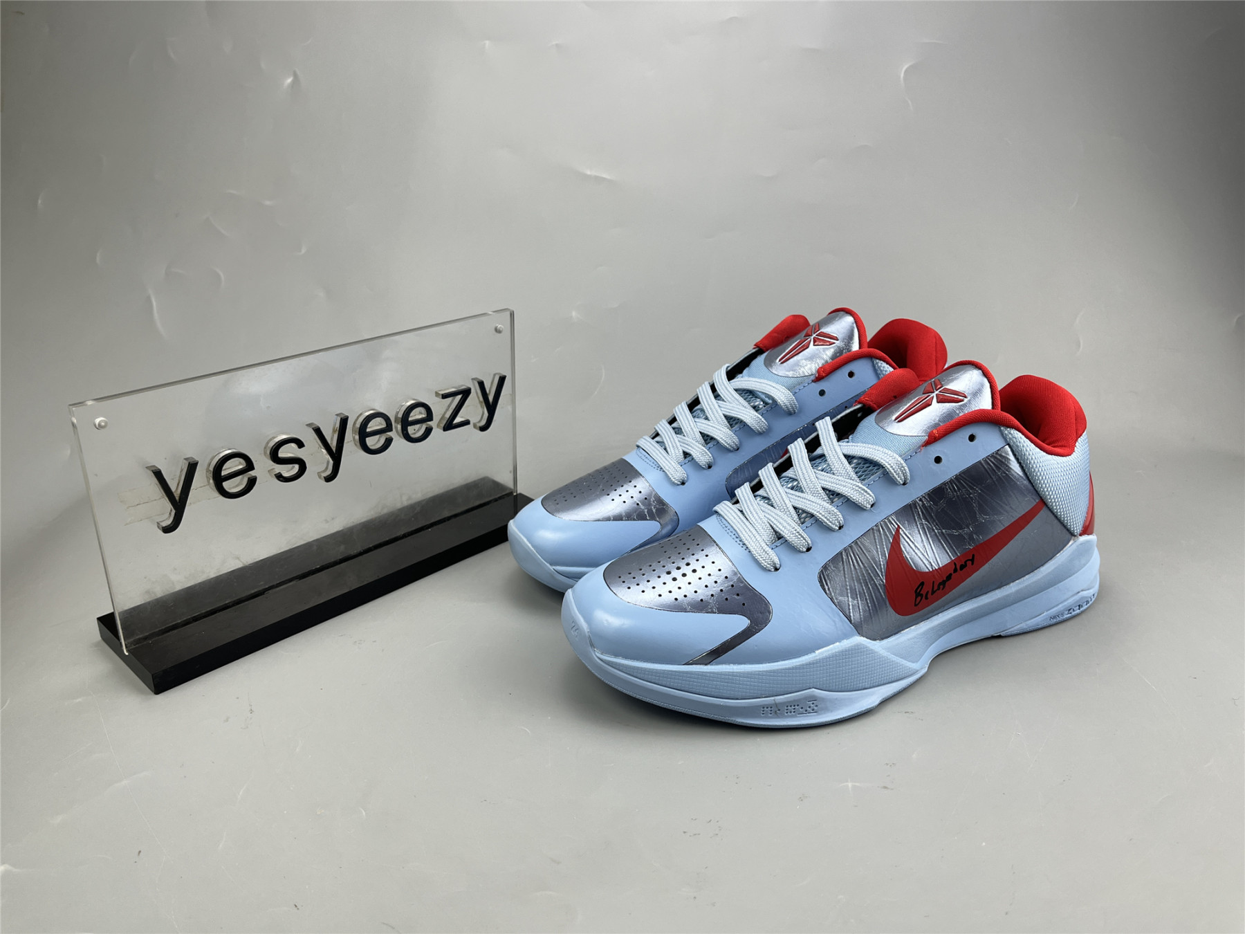 UA NIKE ZOOM KOBE 5 PROTRO BLUE