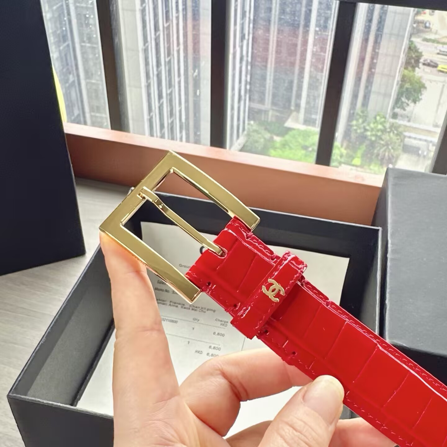 Ch**el belt