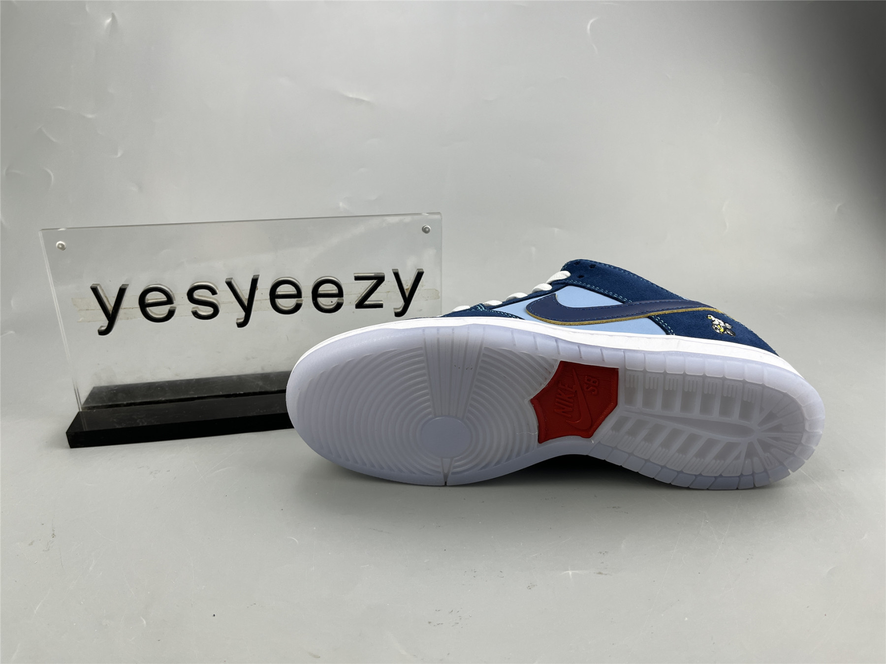 UA WHY SO SAD? X DUNK LOW SB 