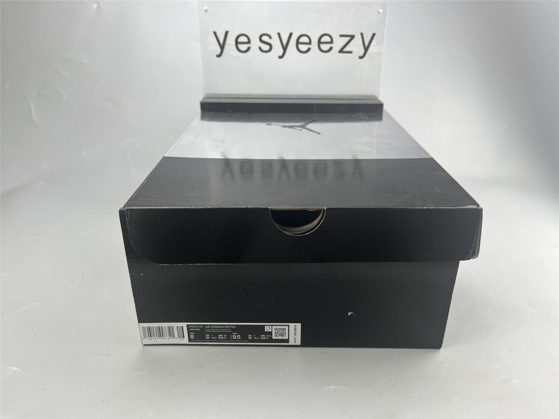 UA AIR JORDAN 6 RETRO 