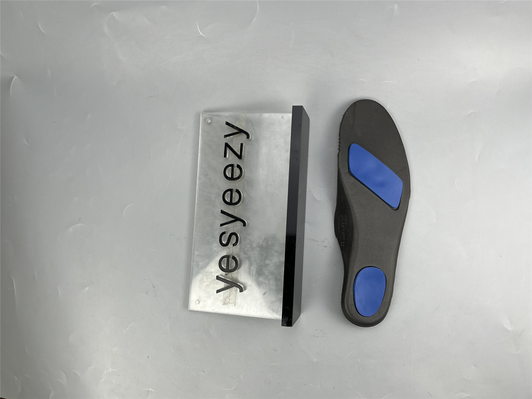 UA AIR JORDAN 14 RETRO 