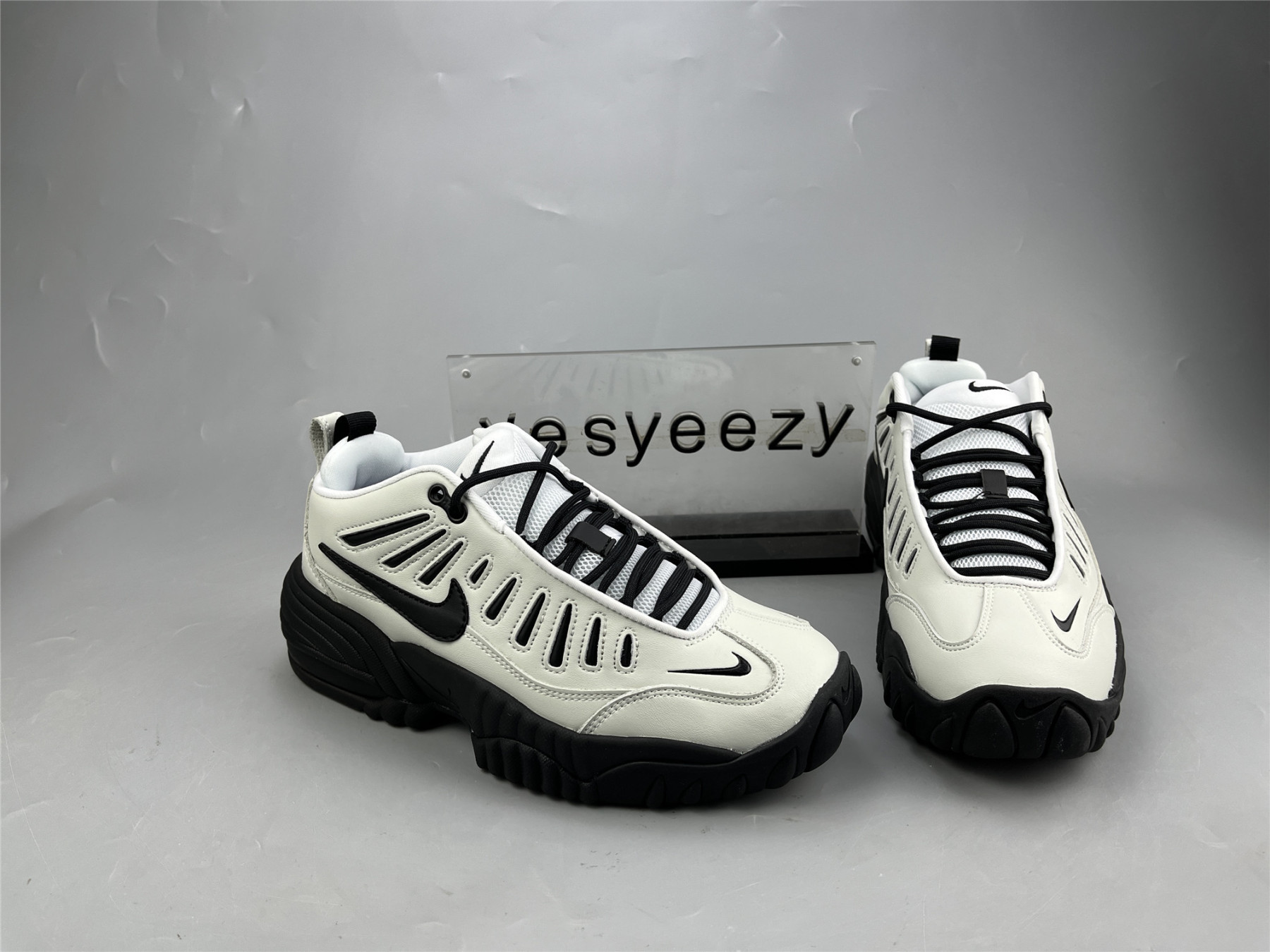 UA NIKE AMBUSH X AIR ADJUST FORCE 