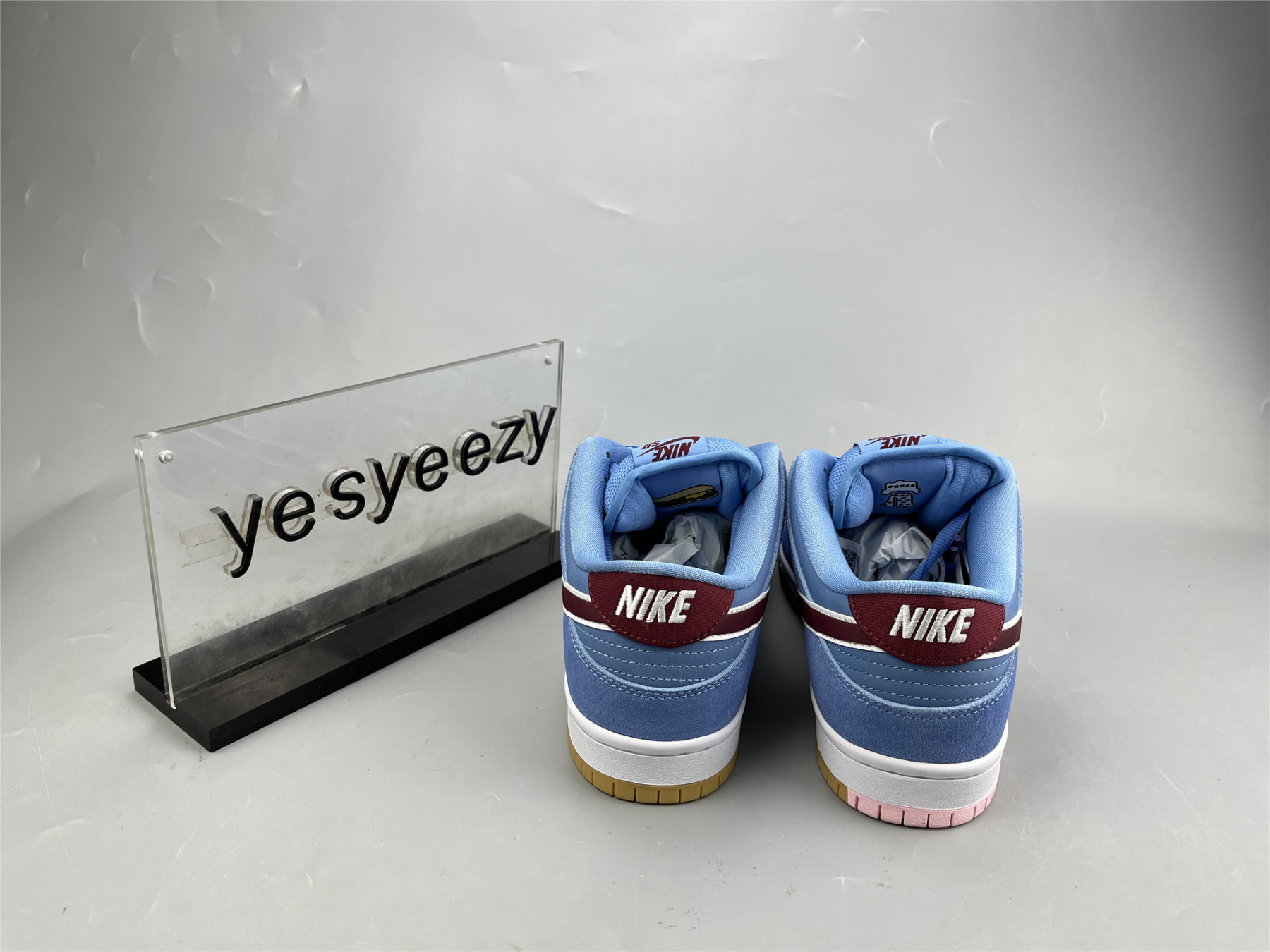 UA NIKE DUNK LOW PREMIUM SB 