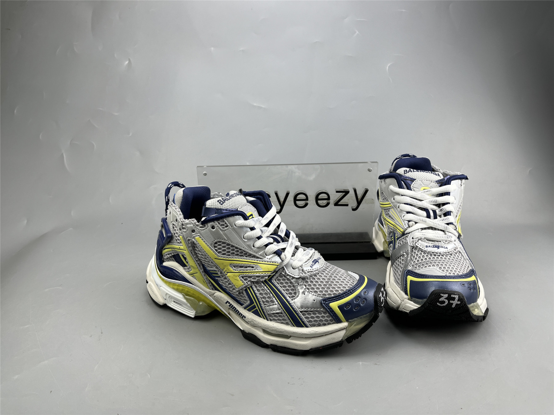 UA RUNNER BLK GREY YELLOW