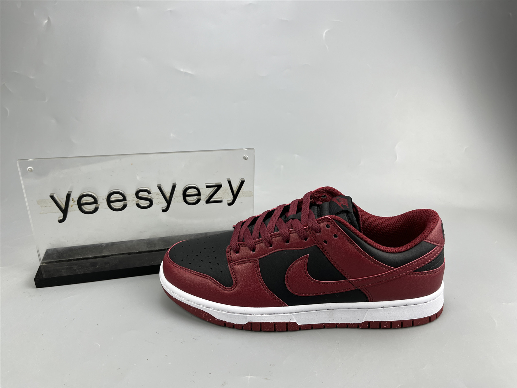 UA NIKE WMNS DUNK LOW NEXT NATURE 