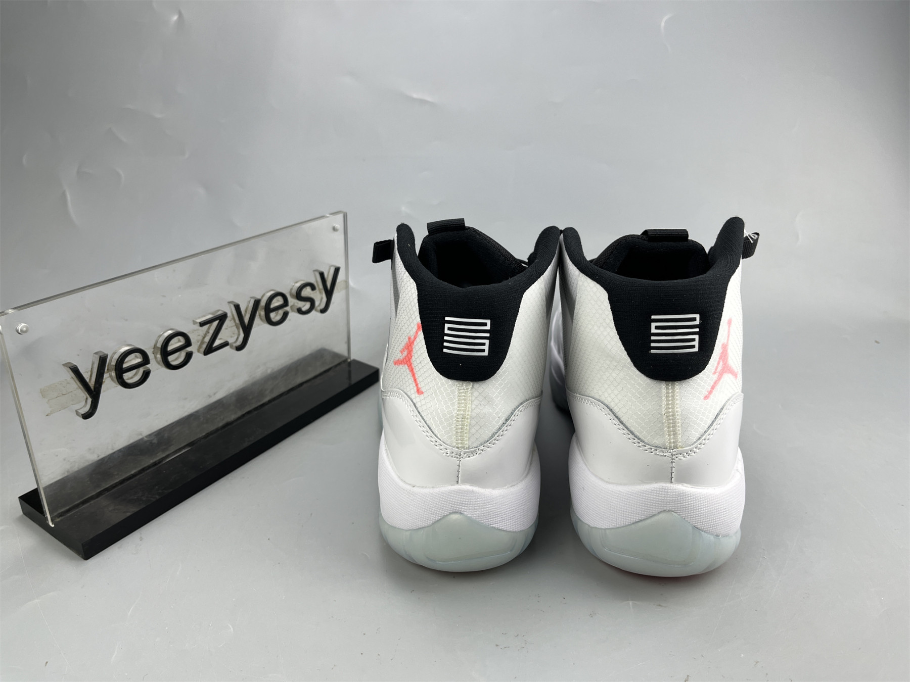 UA AIR JORDAN 11 ADAPT 