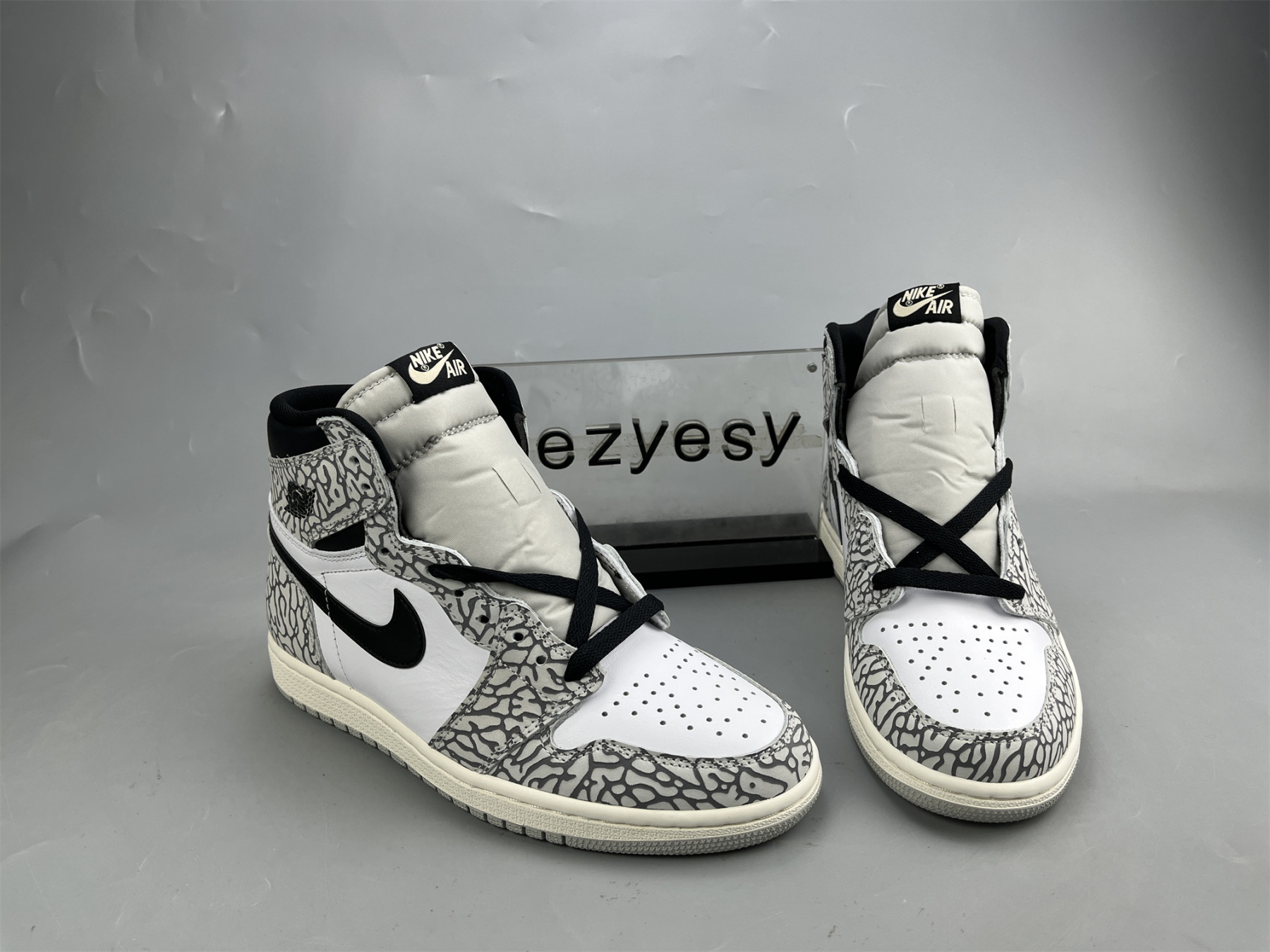 UA AIR JORDAN 1 RETRO HIGH OG 