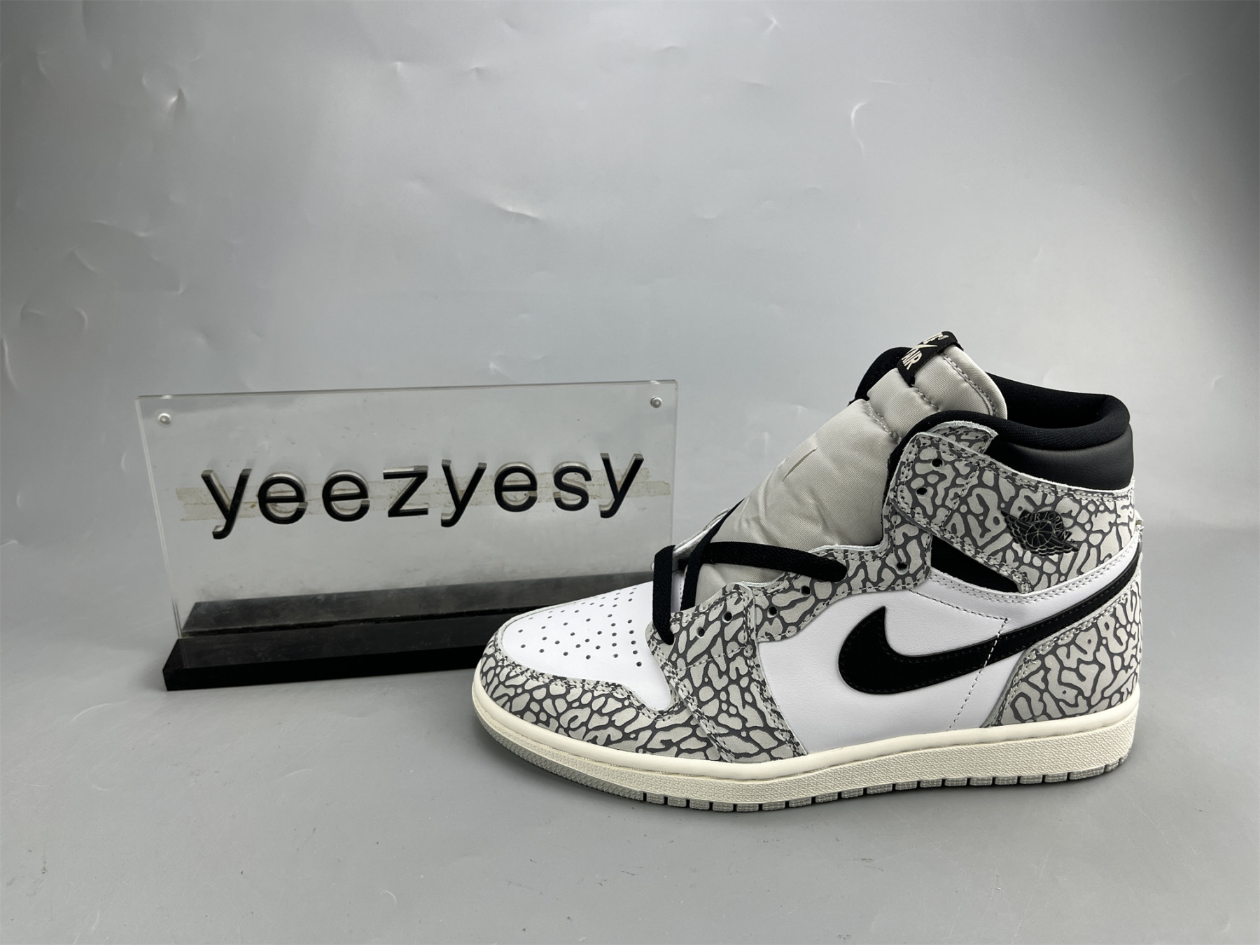 UA AIR JORDAN 1 RETRO HIGH OG 