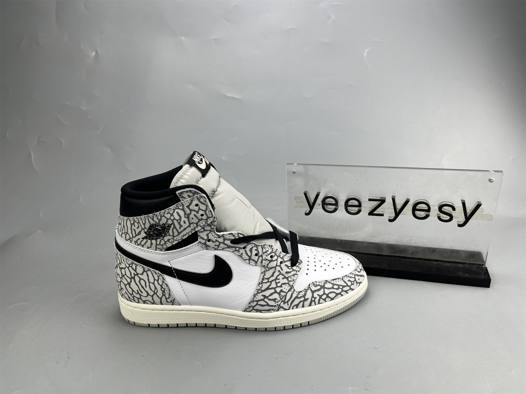 UA AIR JORDAN 1 RETRO HIGH OG 