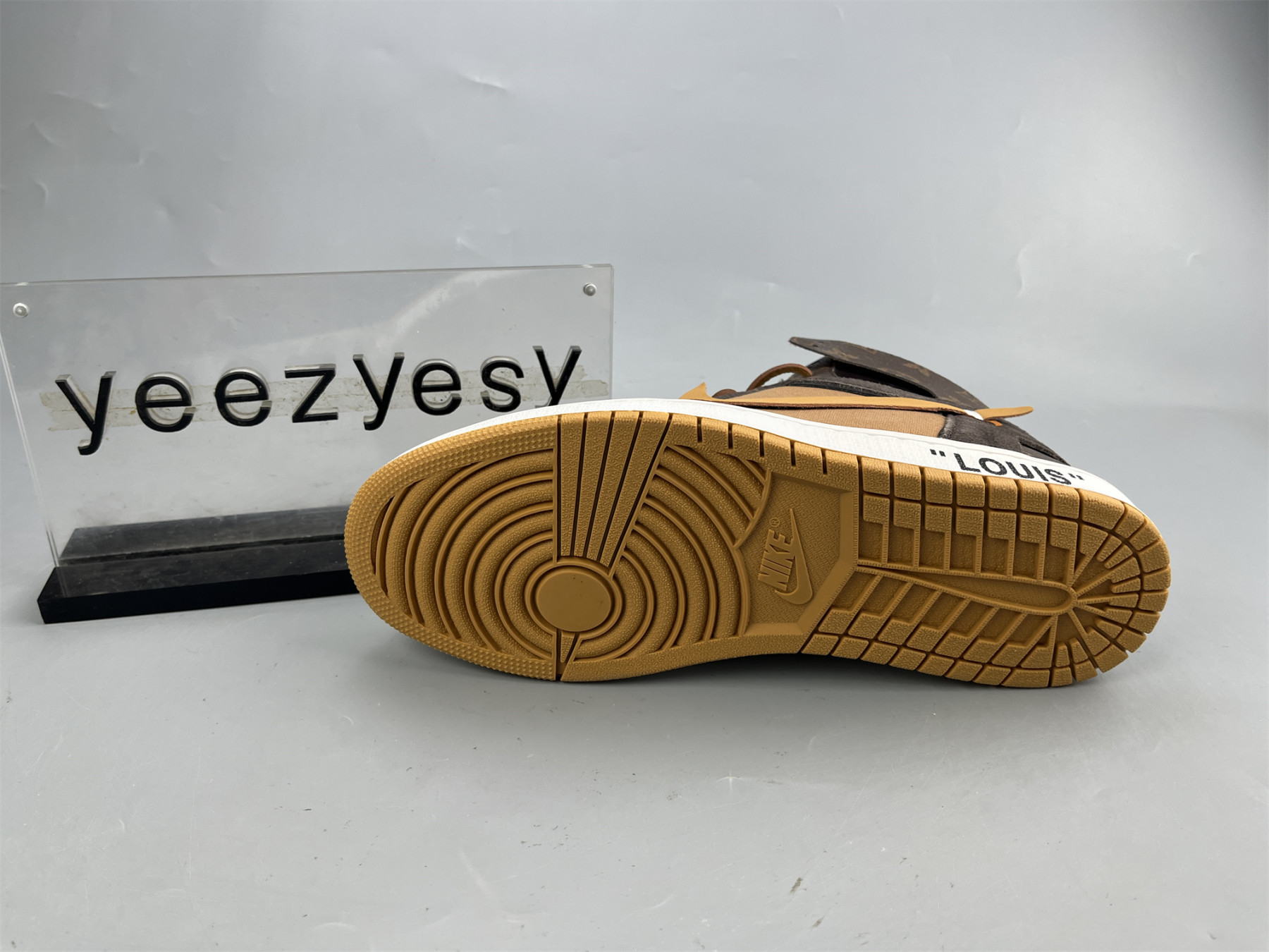 UA LV OFF WHITE X NIKE AIR JORDAN 1 RETRO HIGH