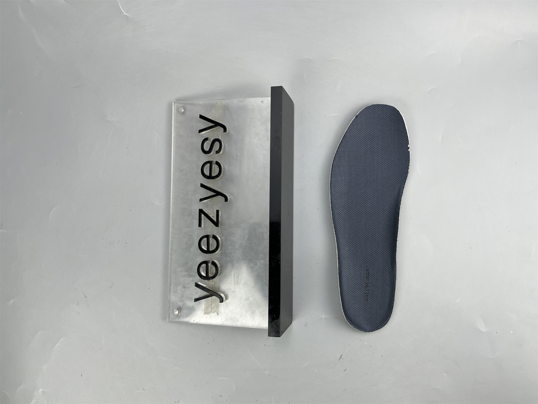 UA TRIPLE S CLEAR SOLE GREY WHITE BLUE