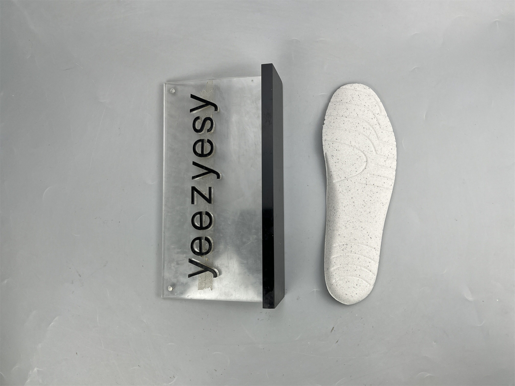 UA TRIPLE S CLEAR SOLE GREY WHITE BLUE