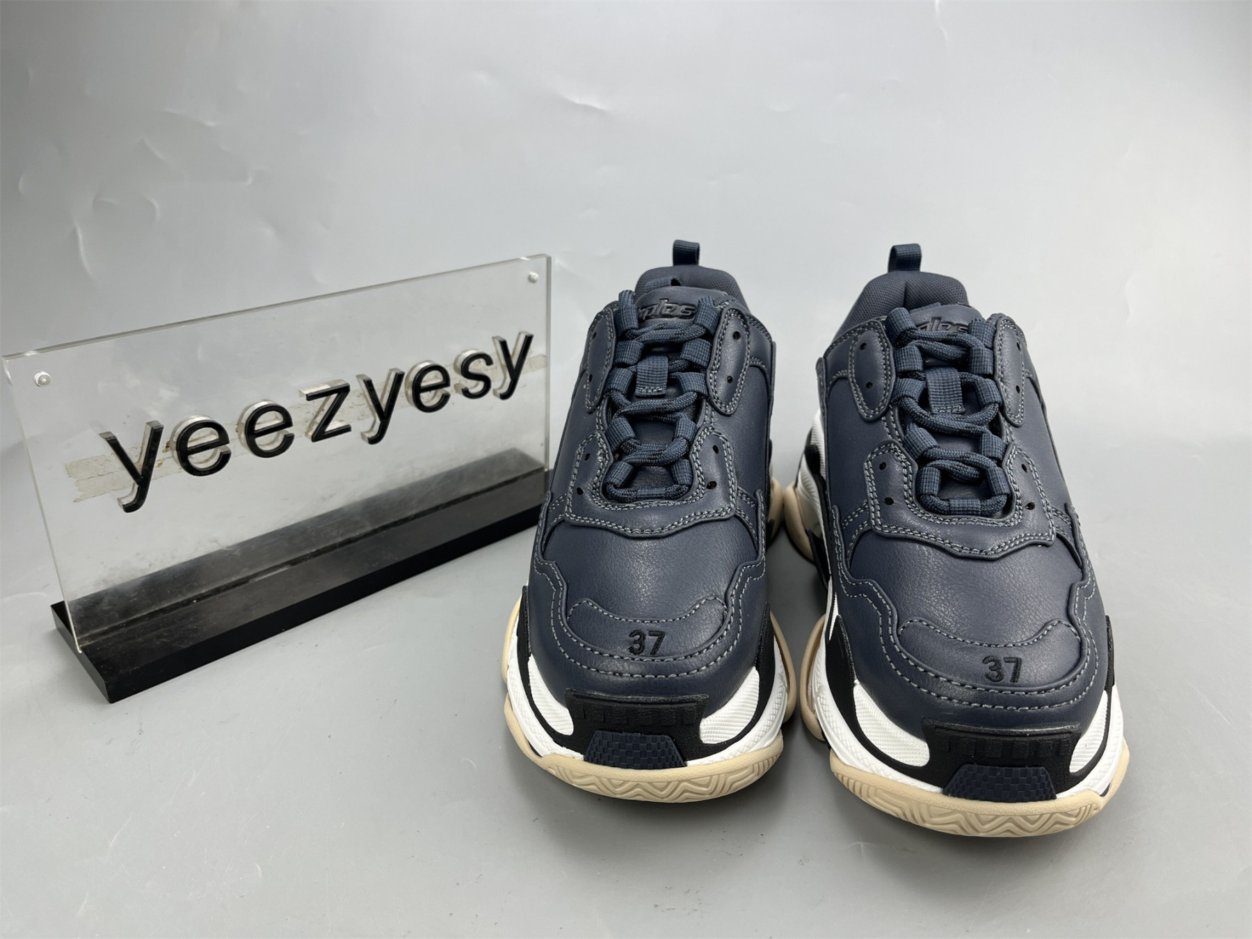 UA TRIPLE S CLEAR SOLE GREY WHITE BLUE