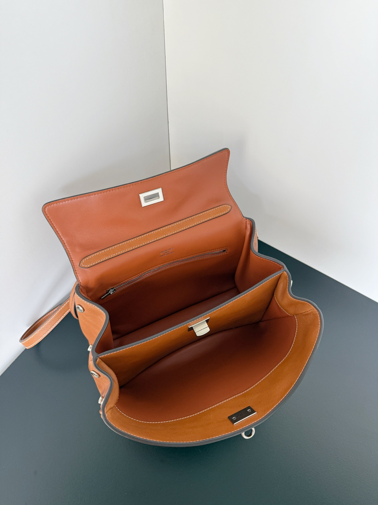 Ba1en*iaga Rodeo Small 28.9x20x9.9cm