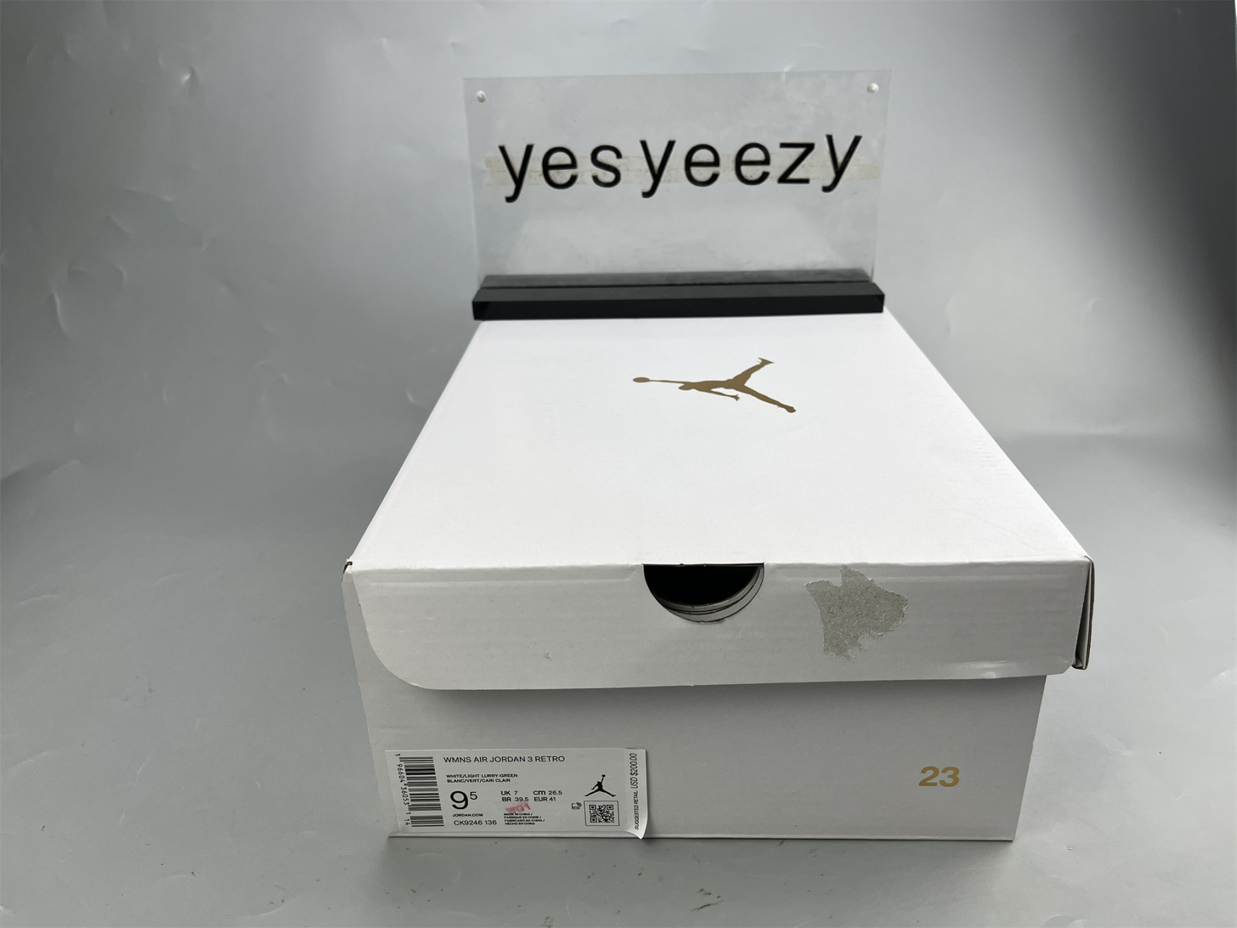 UA AIR JORDAN 3 RETRO LUCKY GREEN