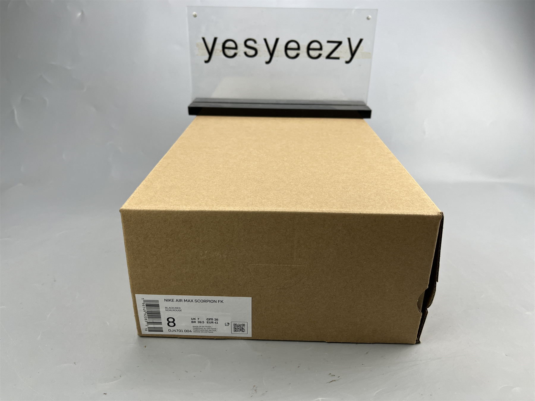 UA NIKE AIR MAX SCORPION FLYKNIT 