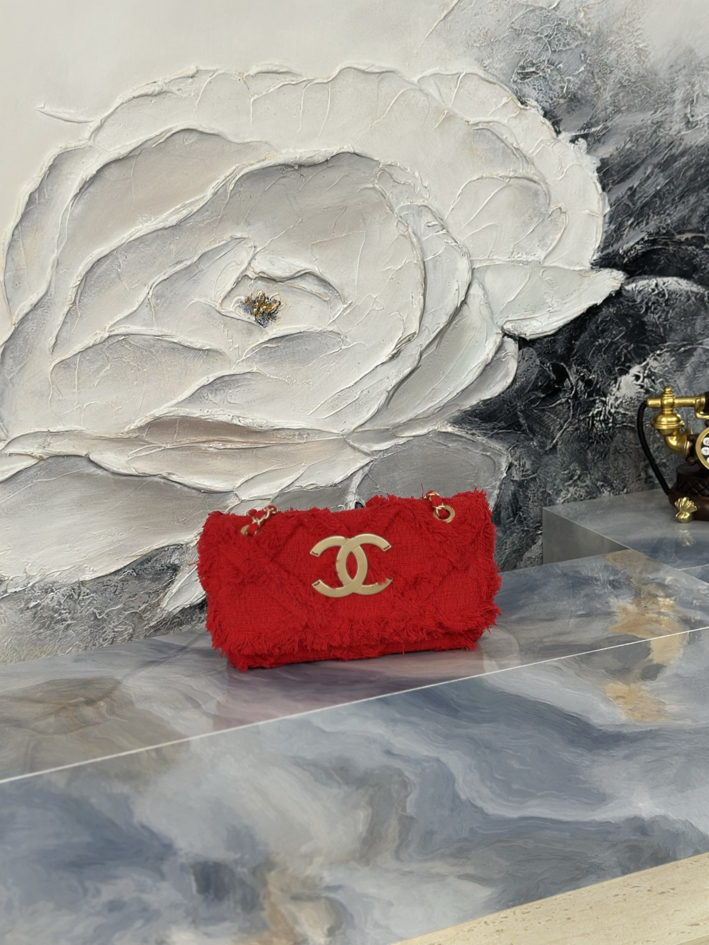 Ch**el Vintage Flap Bag AS3318 17x27x6.5cm