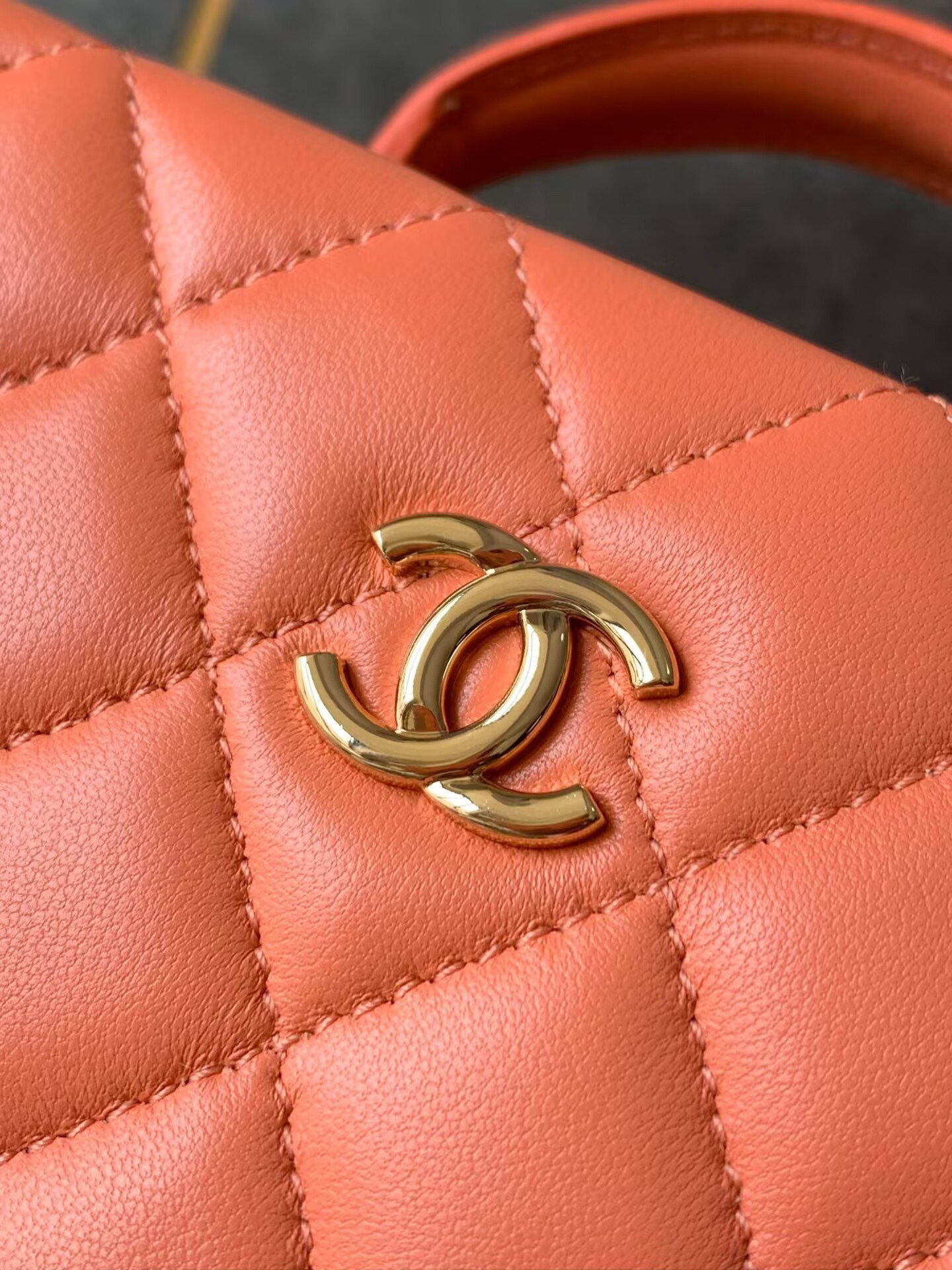 Ch**el Box bag 15x22x7.5cm