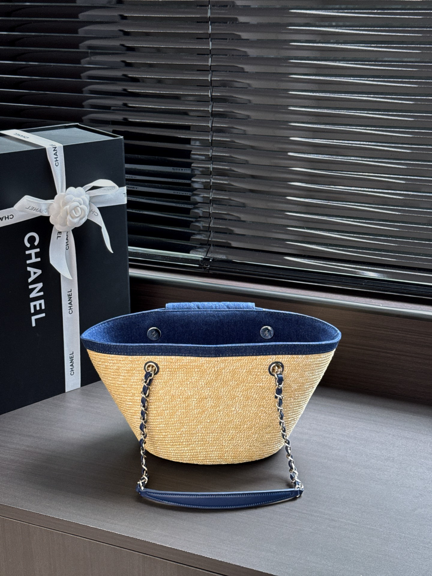Ch**el Shopping Bag AS5951 18x41x13cm