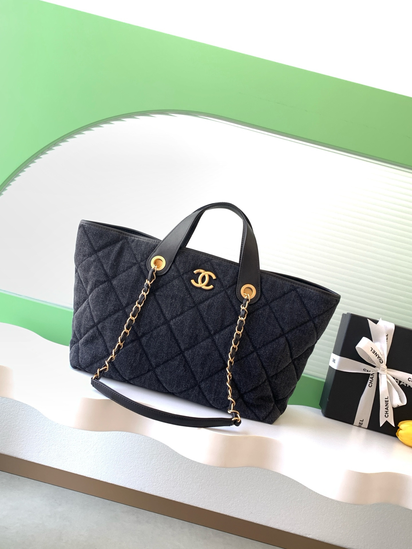 Ch**el Shopping Bag 26x44x13cm