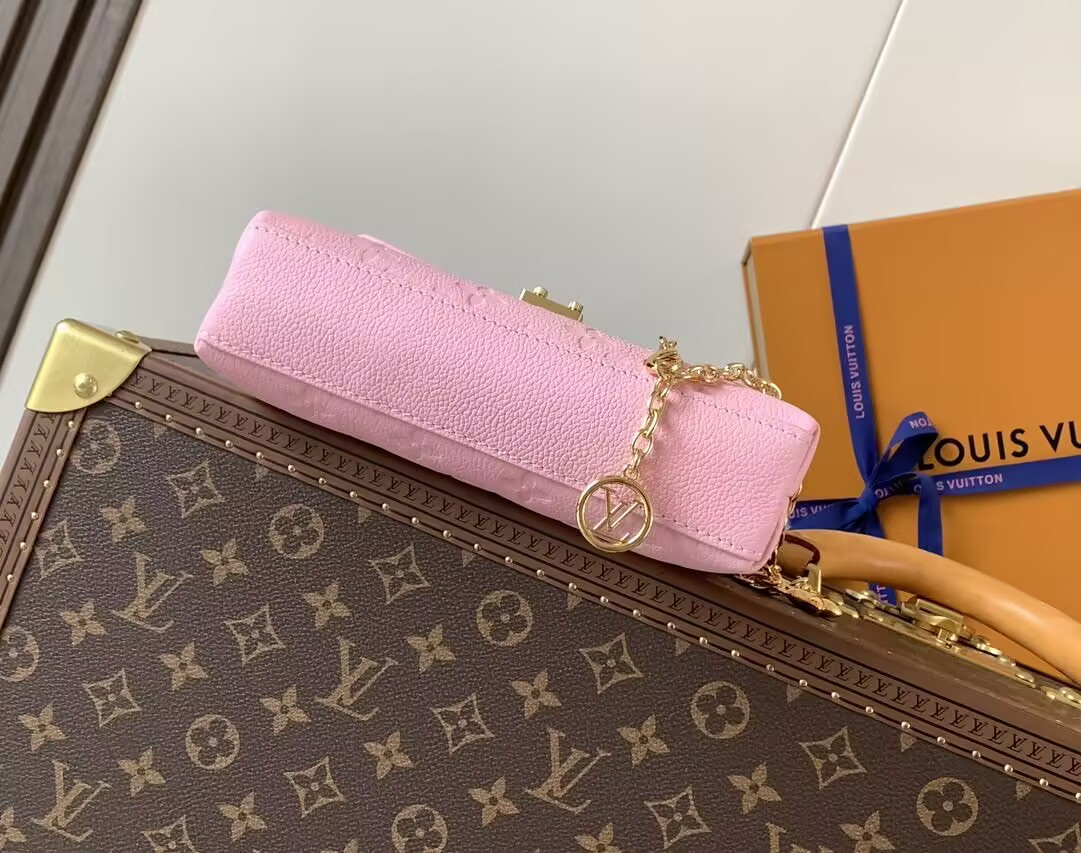 LV Nano Madeleine M29448 21 x 12.5 x 6 cm