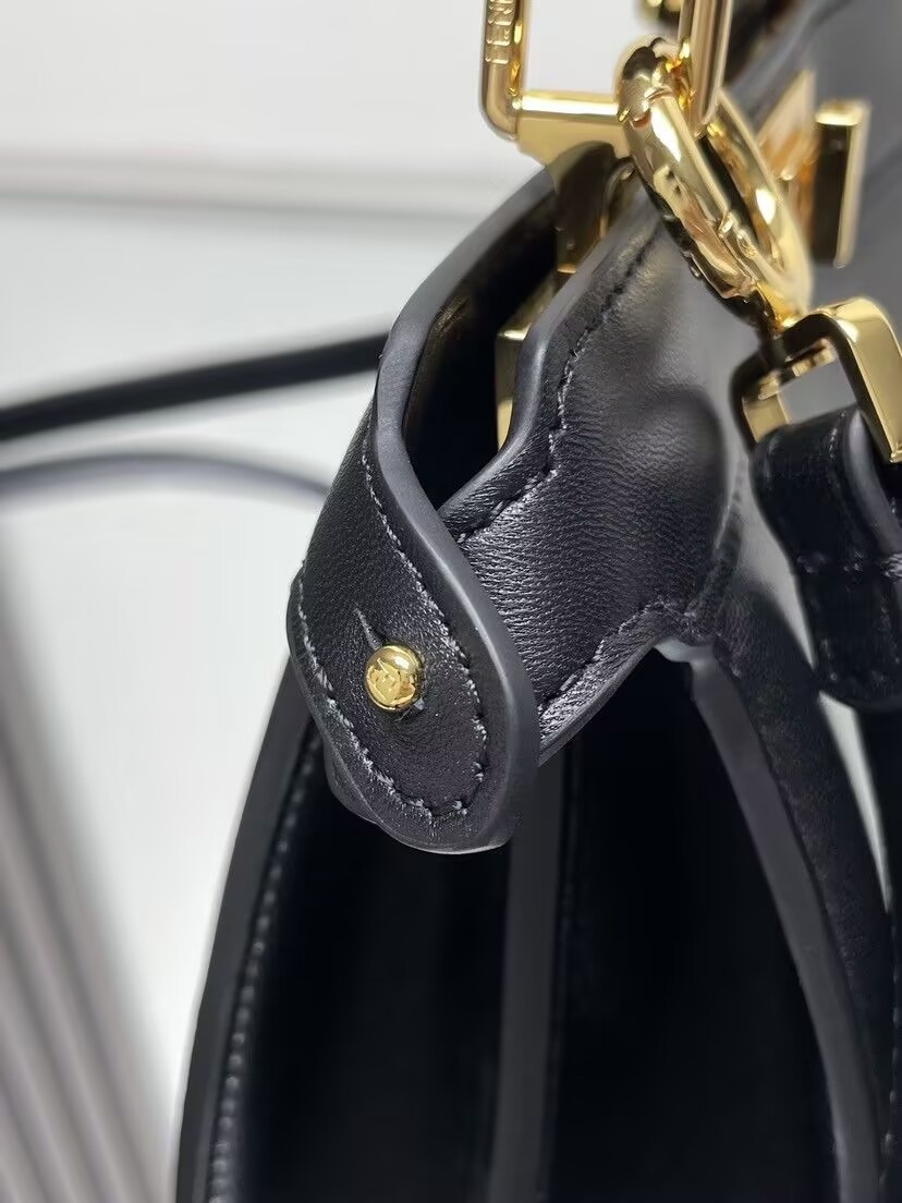 F**di Peekaboo ISeeU Petite 20x11x15.5cm