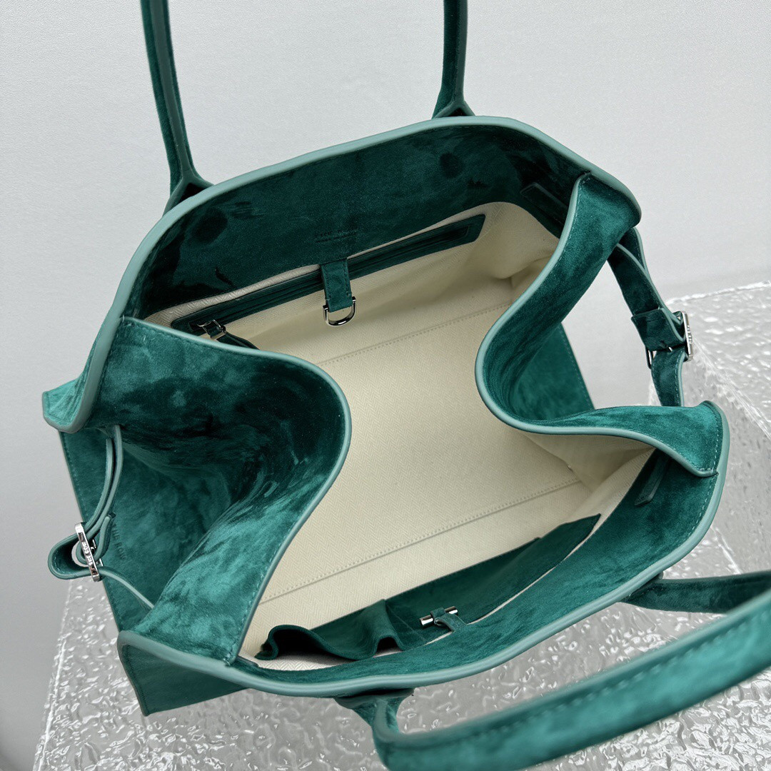 The R0w Soft Margaux 15 Bag 38.5x16x30cm