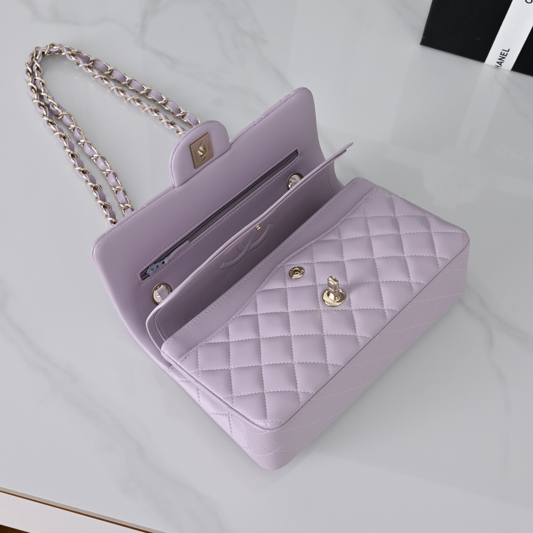 Ch**el classic flap handbag light purple with light gold hardware a01113 23x14.5x6cm